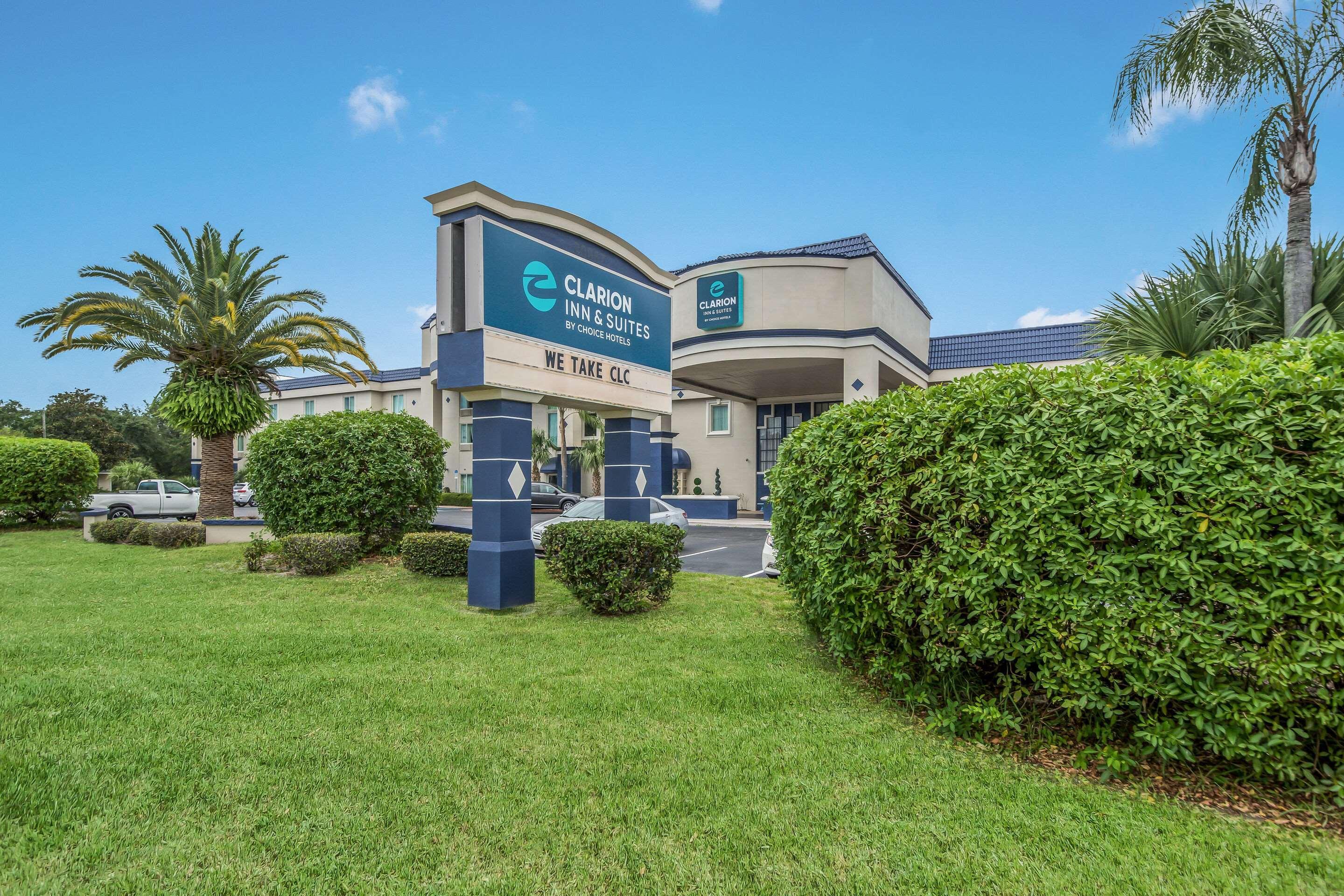 Clarion Inn & Suites Central Clearwater Beach Exteriör bild